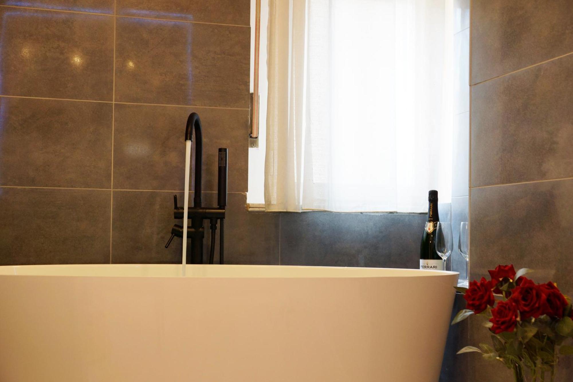Casa Rosmini Rooms, Dolomia Best Home Тренто Екстериор снимка