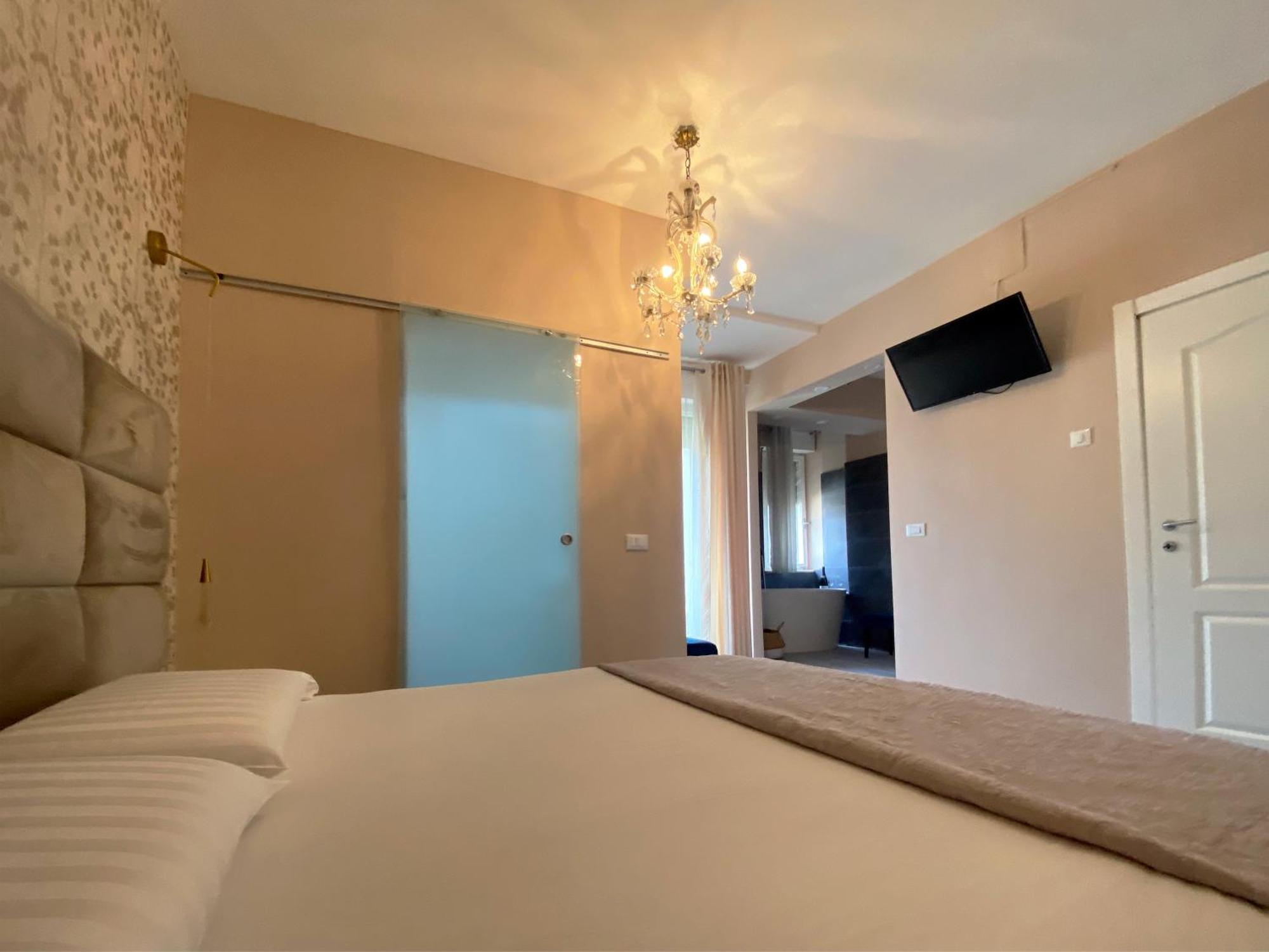 Casa Rosmini Rooms, Dolomia Best Home Тренто Екстериор снимка